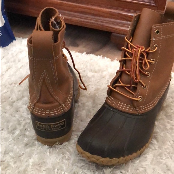 Size 8 LL Bean Boots - Picture 3 of 5